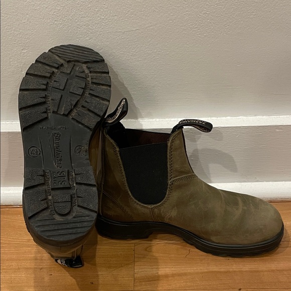 Blundstone Olive Green leather Classic Chelsea boots 2052 - Picture 6 of 9